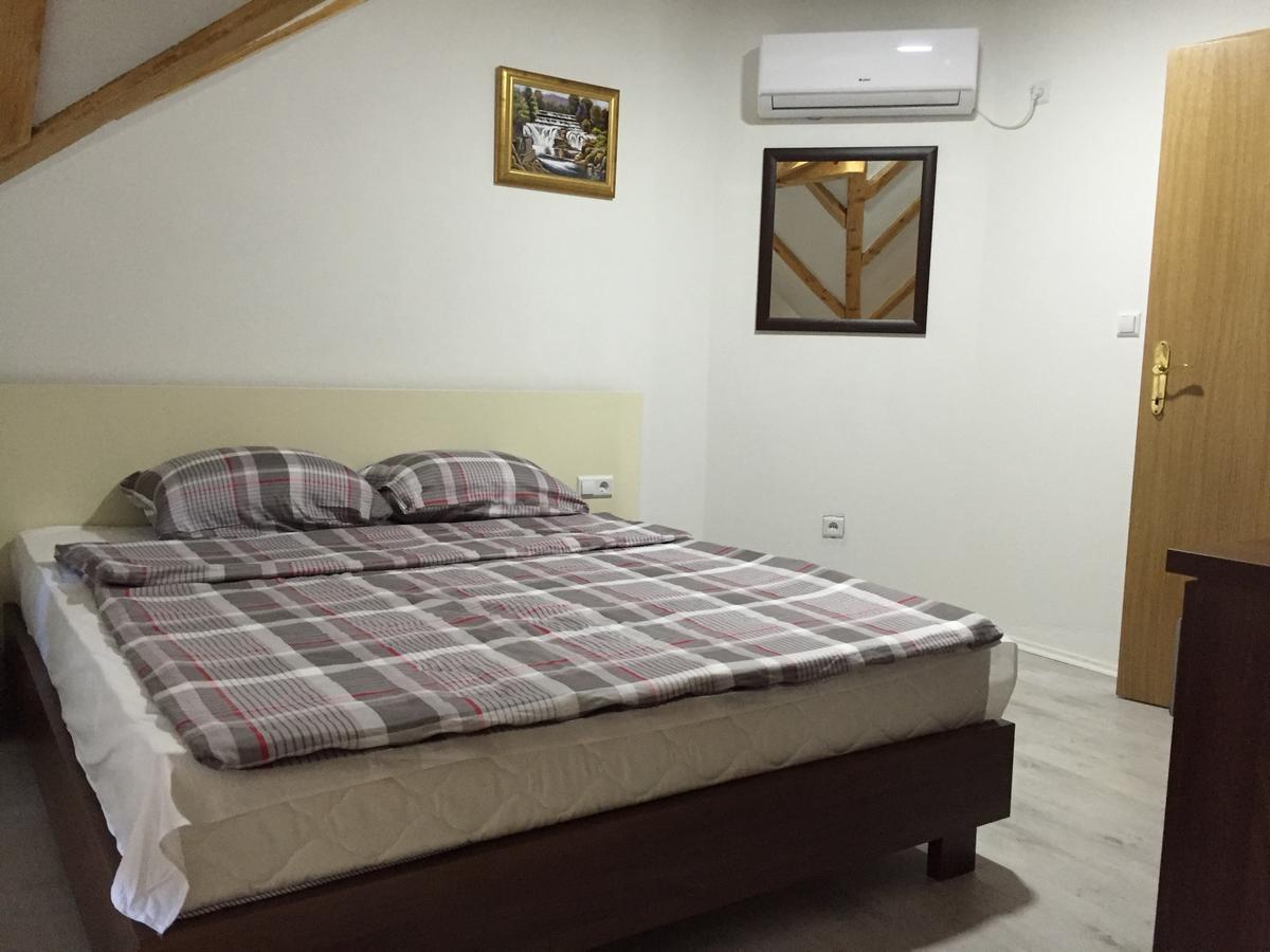 Motel "Kula" كازين المظهر الخارجي الصورة